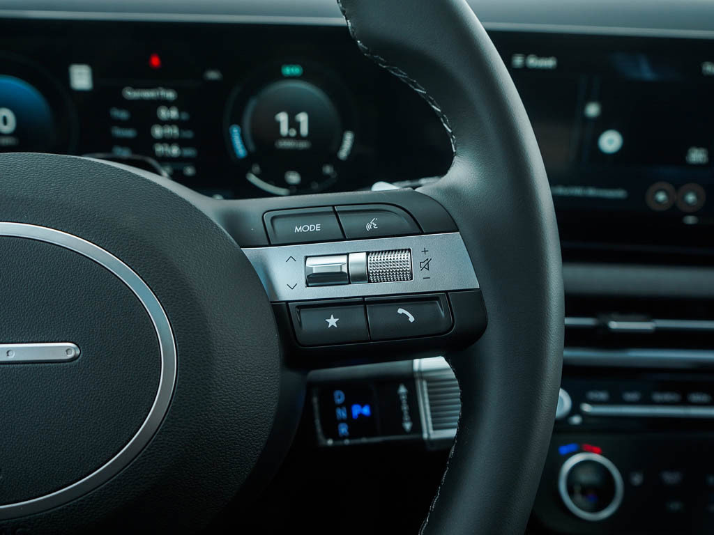 2025 Hyundai Tucson Hybrid SEL Convenience photo 20