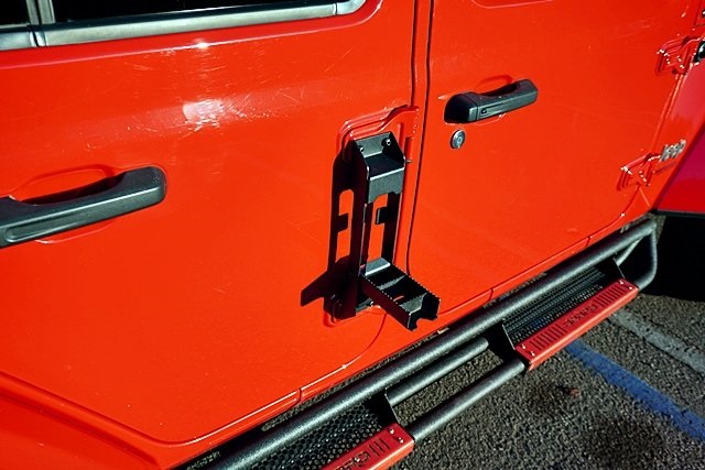 Certified Used 2022 Red Jeep Unlimited Rubicon 392 image 13