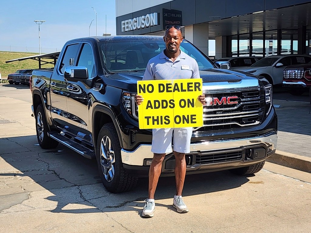 2026 GMC Sierra 1500 SLT's photo