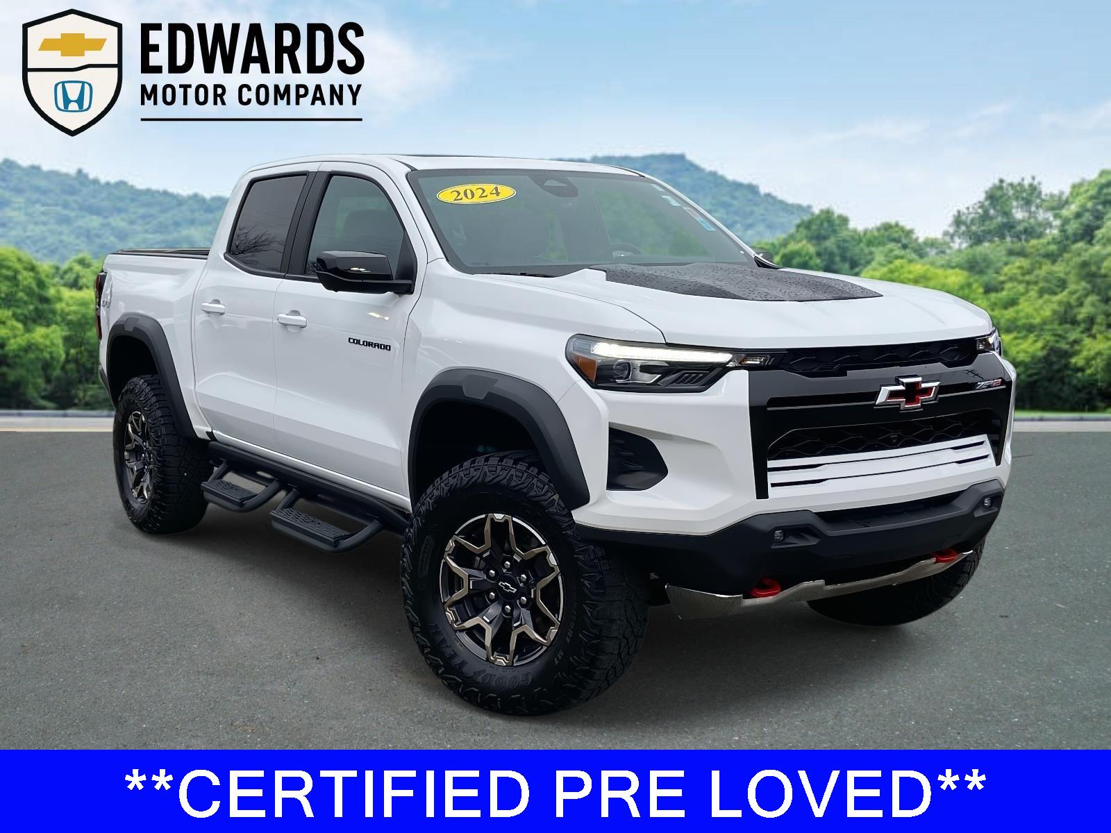 2024 Chevrolet Colorado ZR2's photo