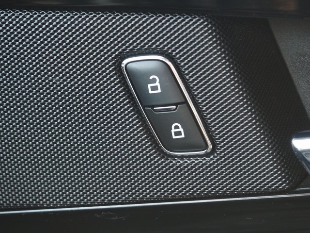 C933dd3cf3ac47545a94ac1fdc1a2d47