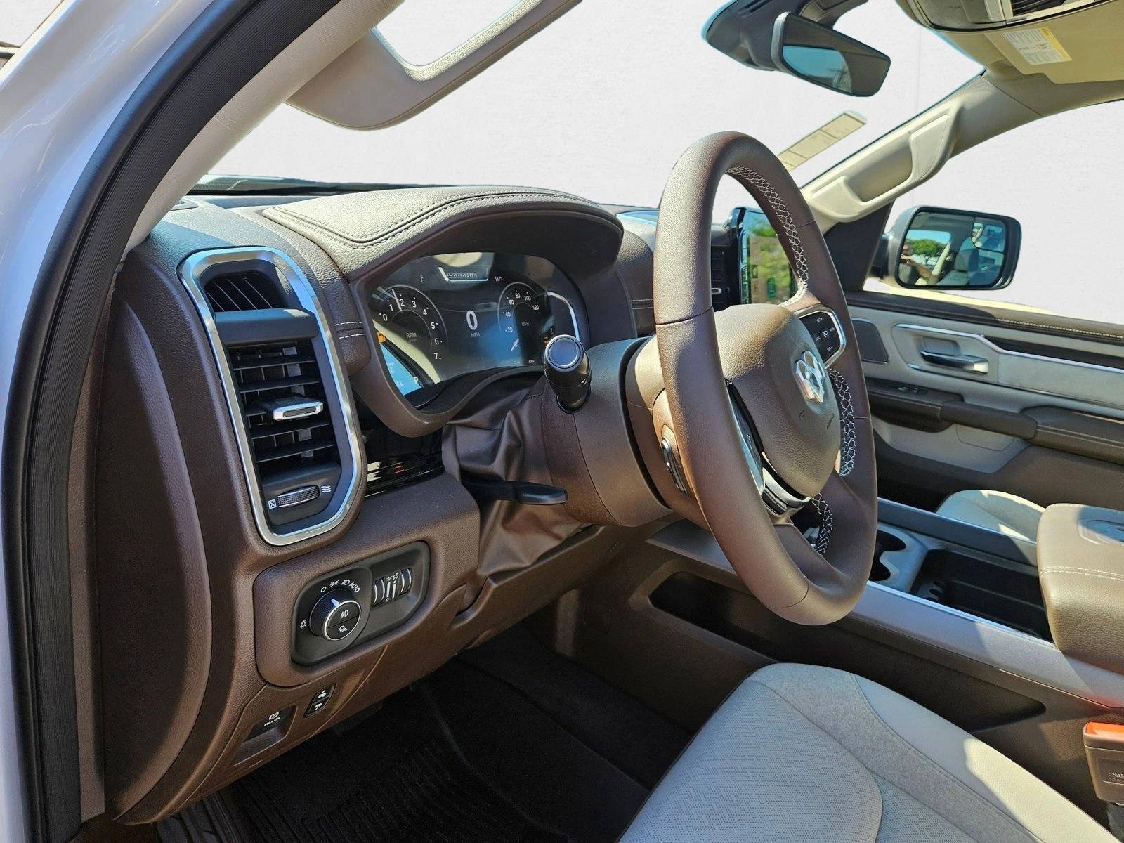 2026 Ram 1500 Laramie photo 3