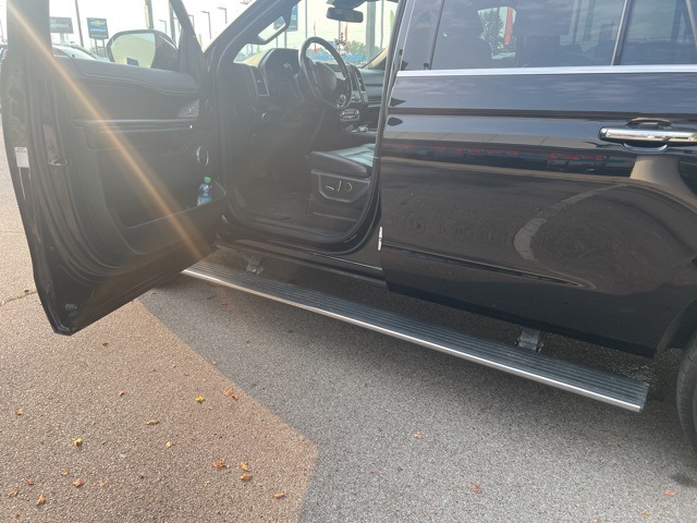 2020 Ford Expedition MAX Limited photo 10