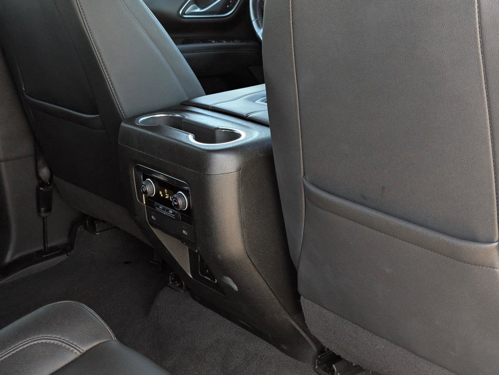 2022 Chevrolet Tahoe Z71 photo 36