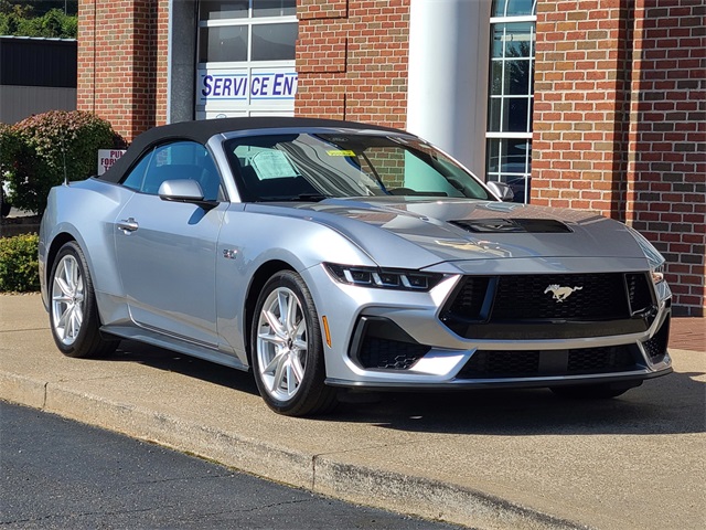 2024 Ford Mustang GT Premium photo 3