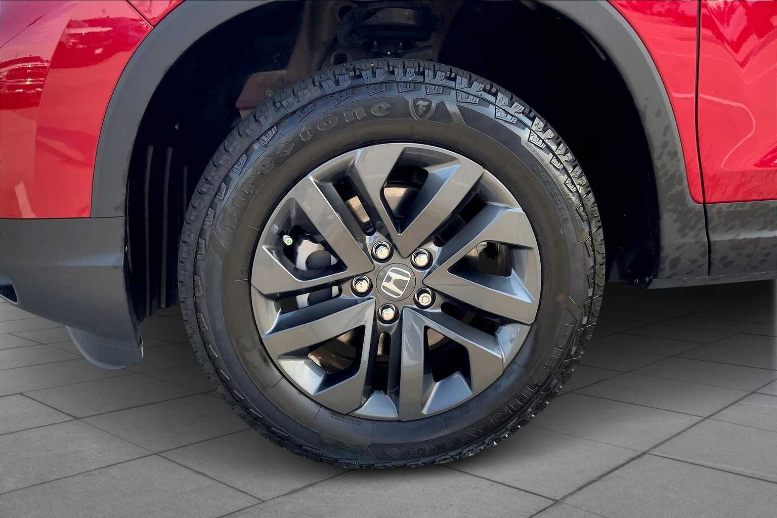 2025 Honda Ridgeline Sport photo 9