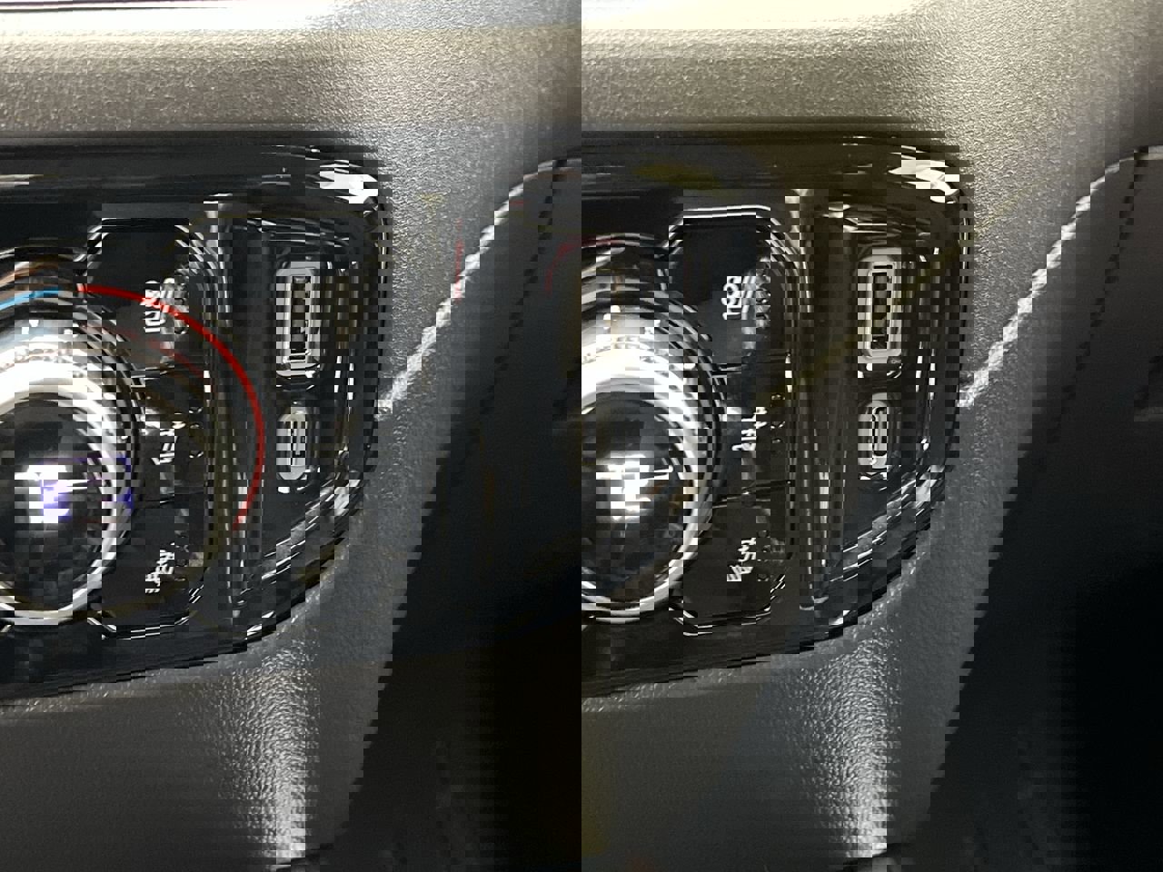 2025 Gmc Sierra 1500 SLT photo 24