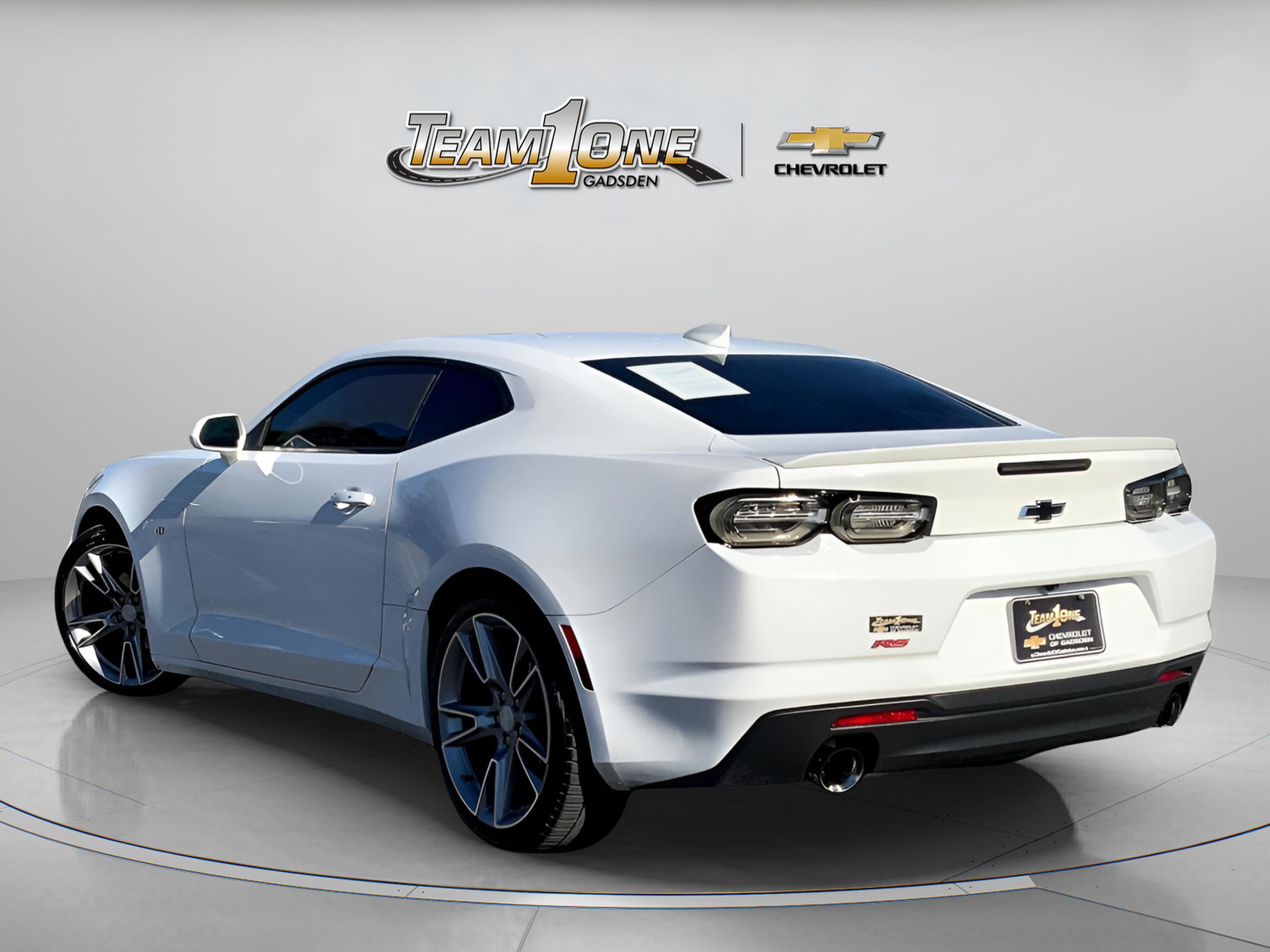 2021 Chevrolet Camaro 2LT photo 4