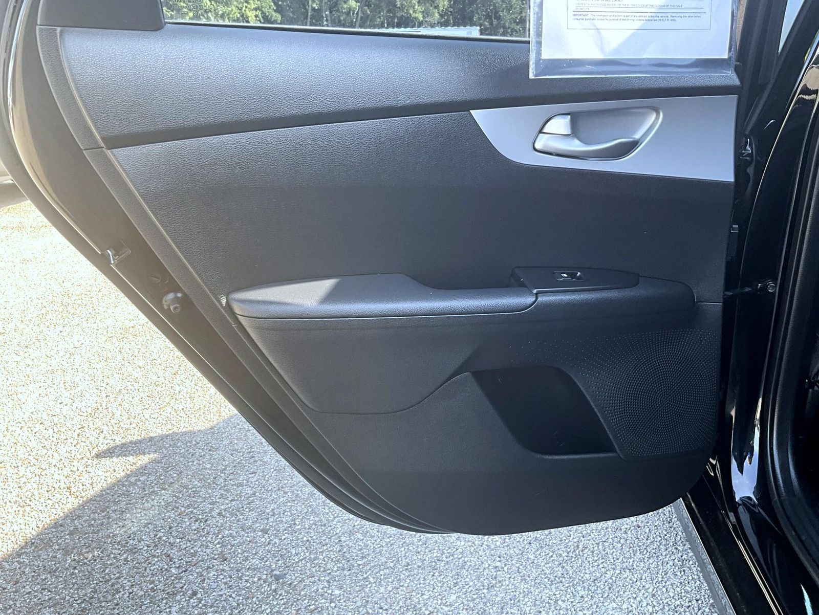 2023 Kia Forte LXS photo 17