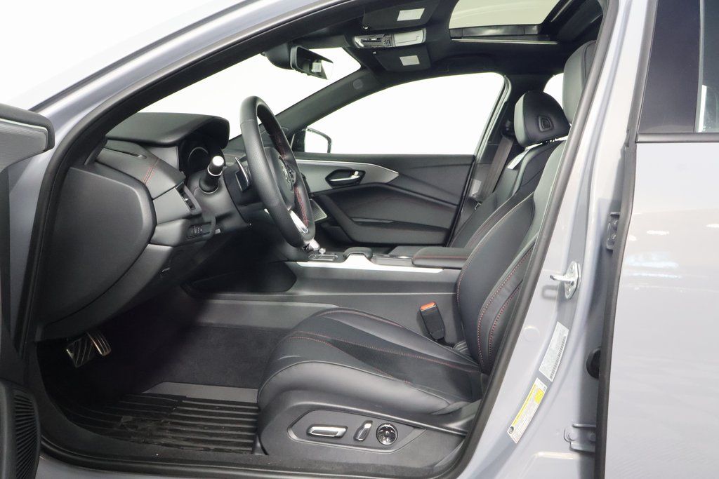 2025 Acura TLX SH-AWD A-Spec photo 5