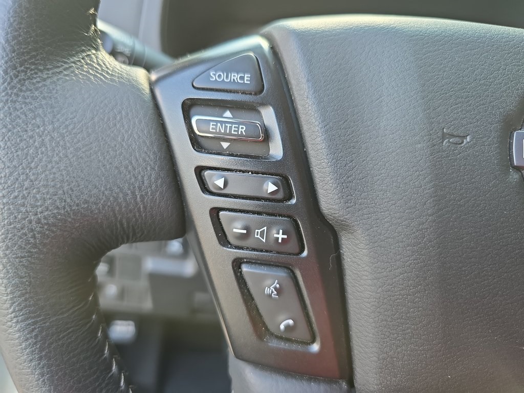 2024 Nissan Frontier SV photo 16