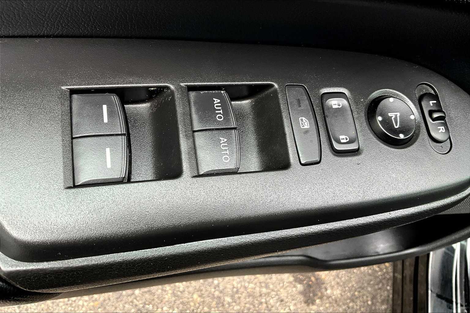 2019 Honda CR-V EX-L photo 29