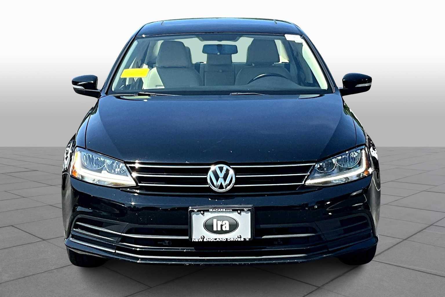 2017 Volkswagen Jetta 1.4T SE photo 2