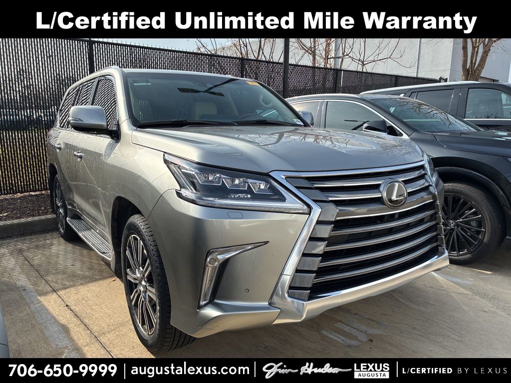 2021 Lexus LX 570's photo