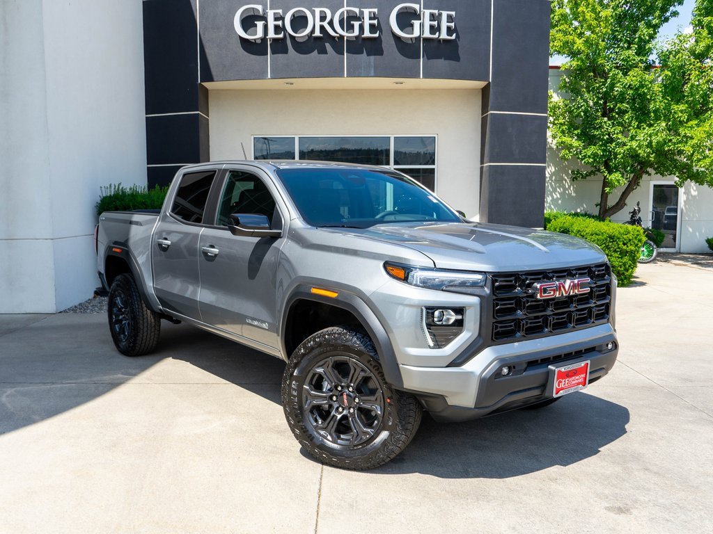 2025 GMC Canyon Elevation's photo