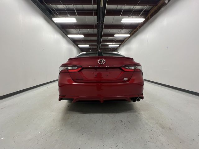 2022 Toyota Camry SE photo 7