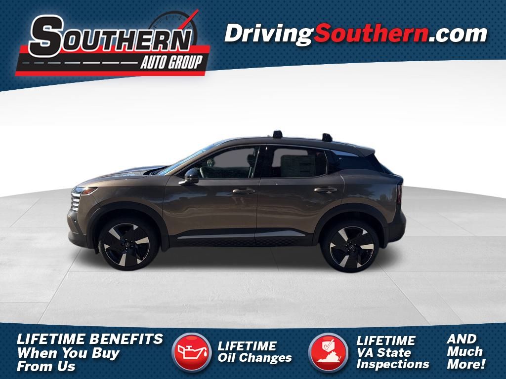 2026 Nissan KICKS SR's photo