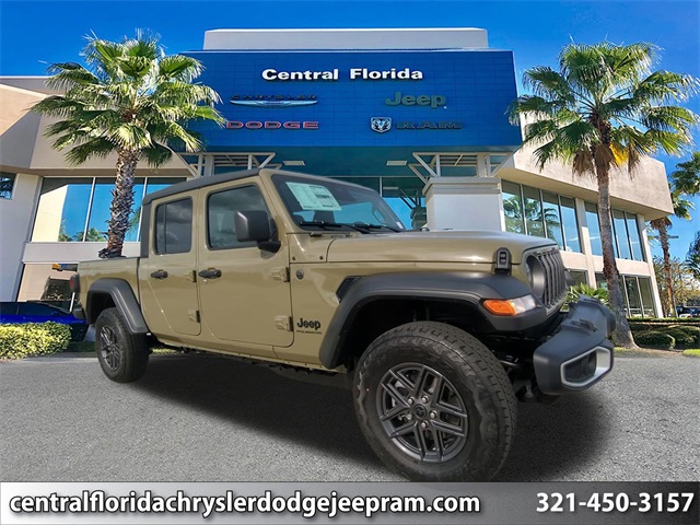 2026 Jeep Gladiator Sport S's photo