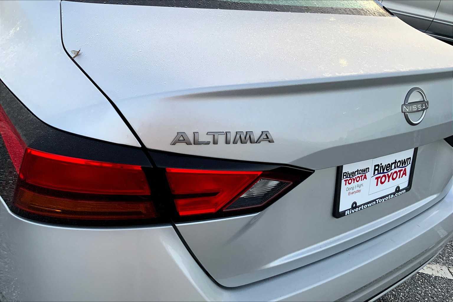 2023 Nissan Altima 2.5 SV photo 28