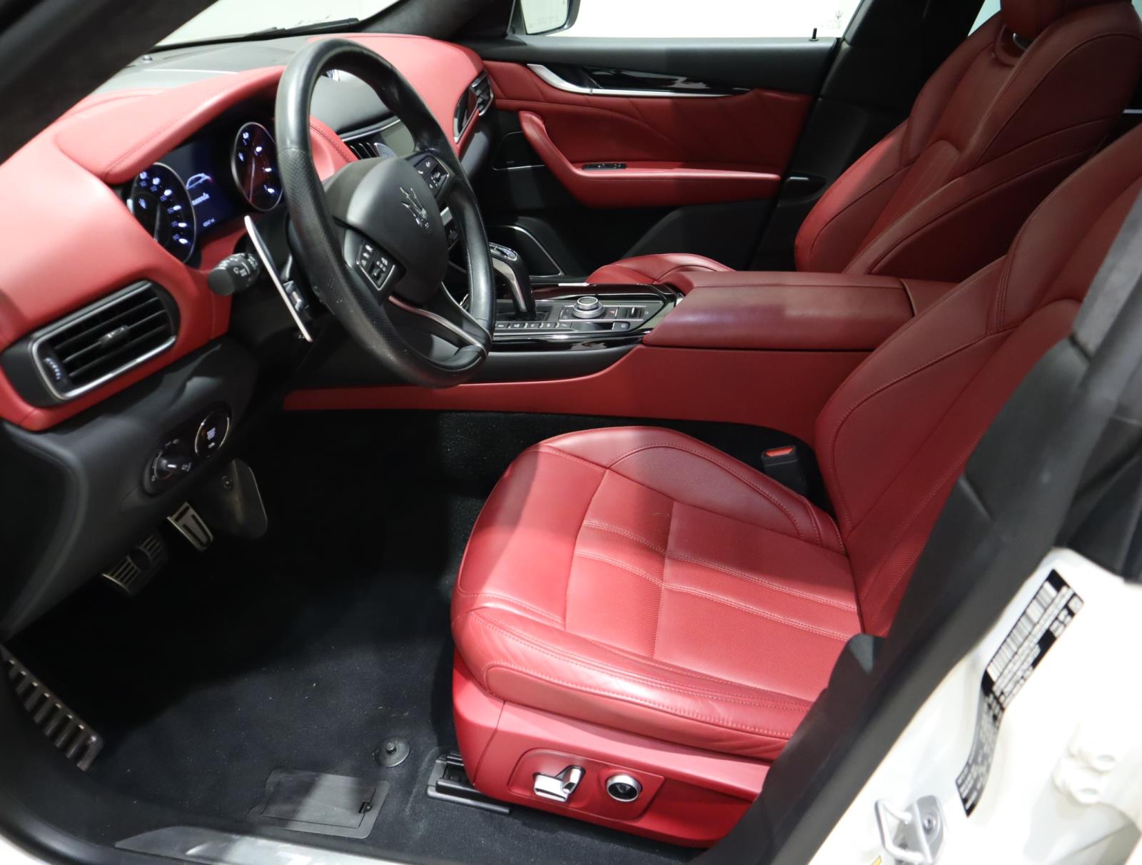 2022 Maserati Levante Modena photo 23