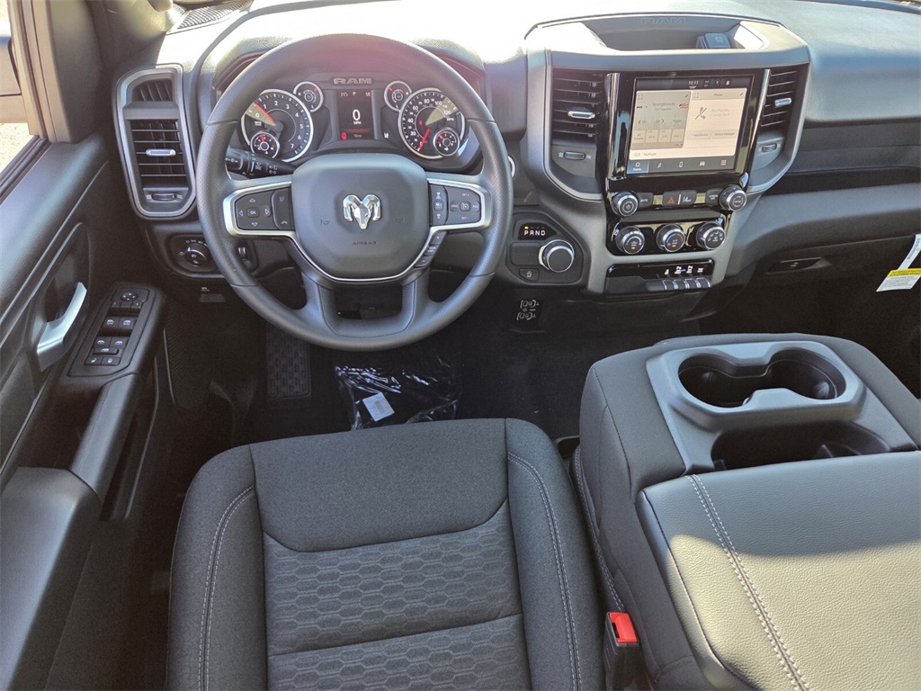 2025 Ram 1500 Tradesman photo 6