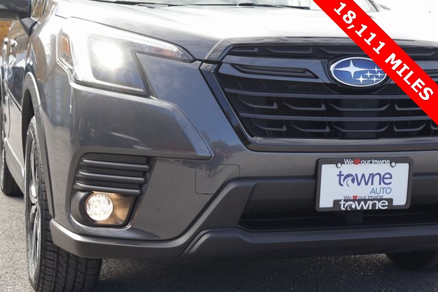 2023 Subaru Forester Limited photo 2