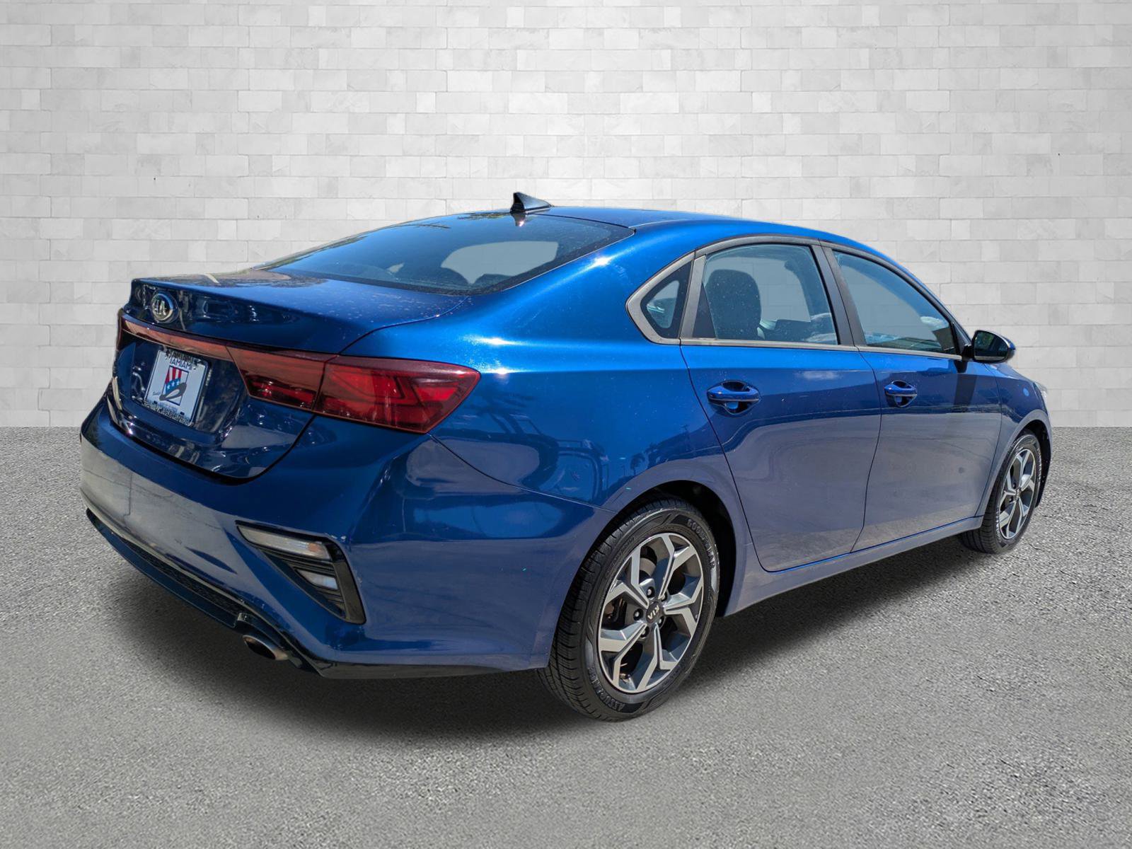 2019 Kia Forte LXS photo 2