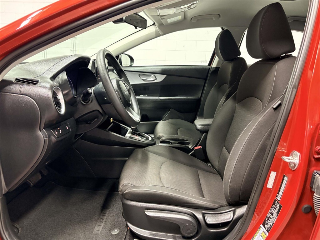2023 Kia Forte LXS photo 10