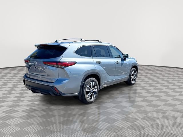 2022 Toyota Highlander XLE photo 8