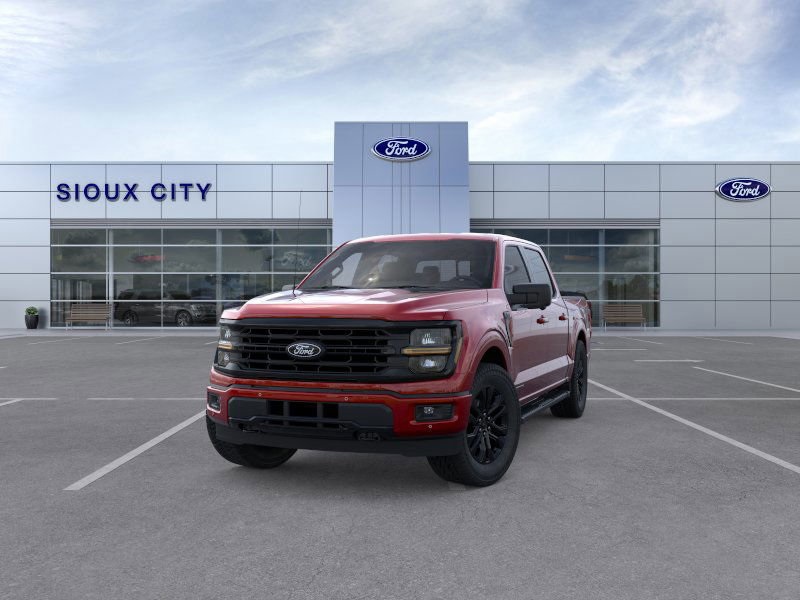 2025 Ford F-150 XLT photo 2