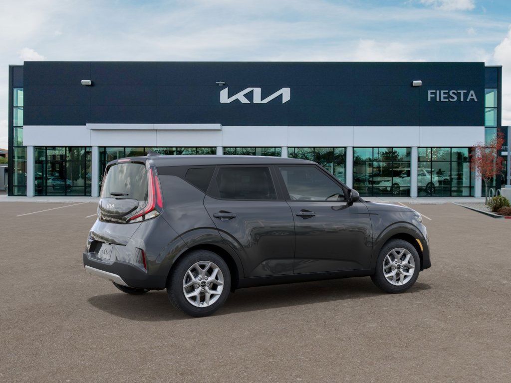 2025 Kia Soul S photo 5