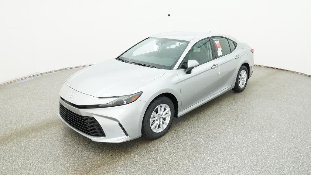 2026 Toyota Camry LE's photo