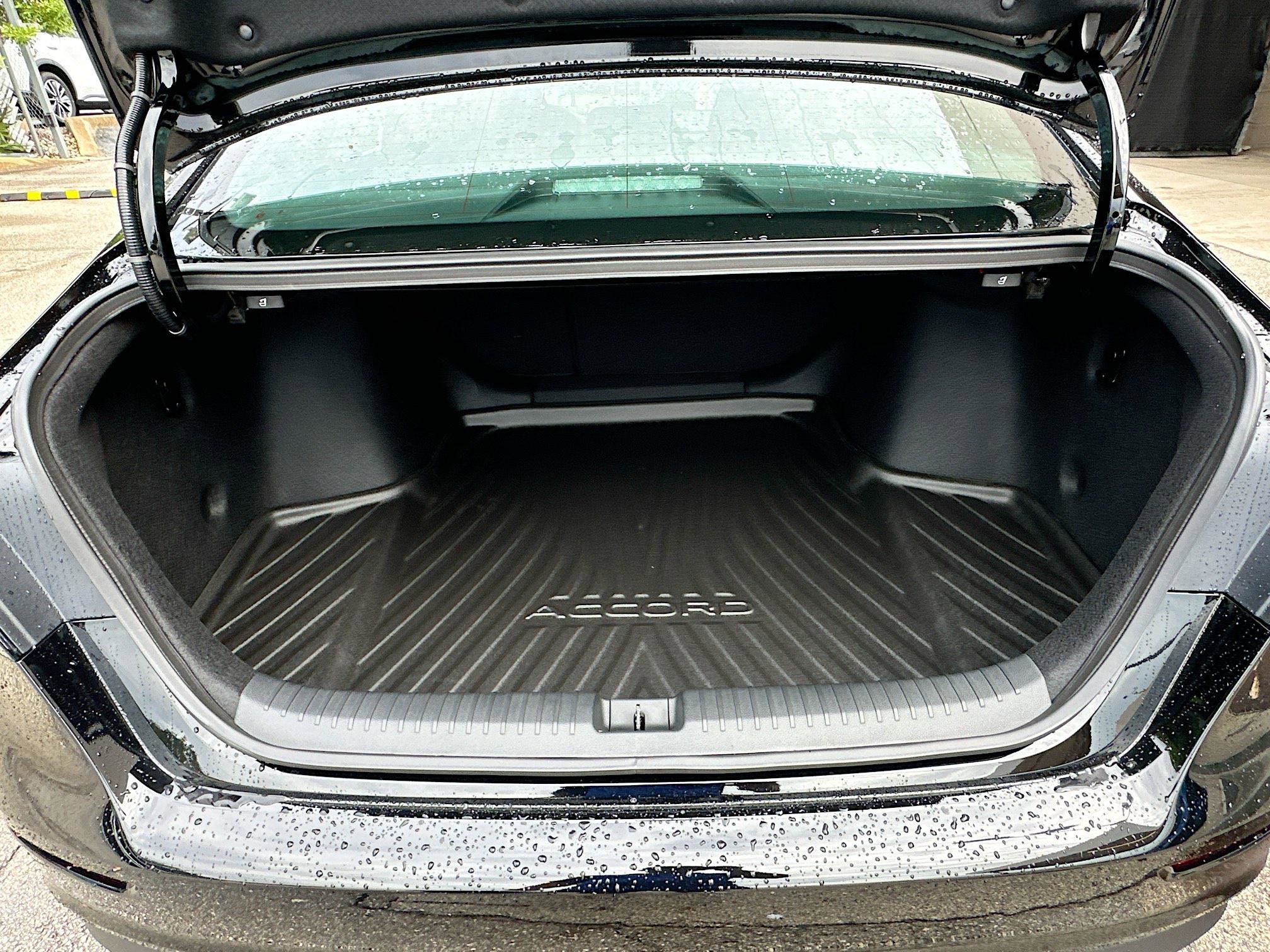 2025 Honda Accord Hybrid Sport photo 18