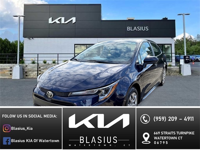 2025 Toyota Corolla LE's photo