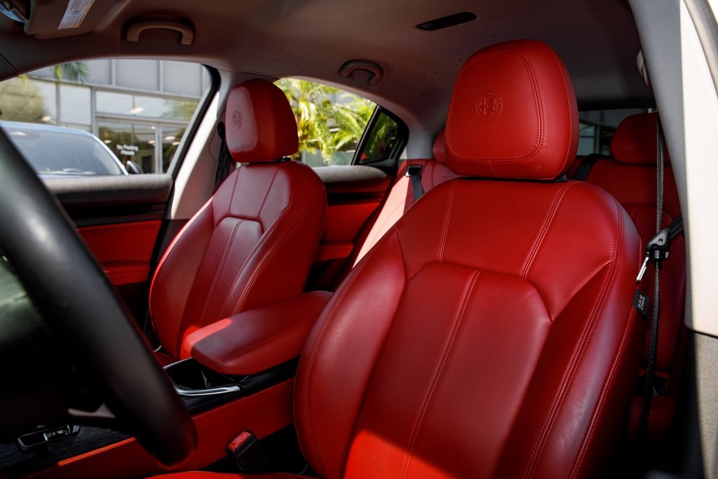 2021 Alfa Romeo Stelvio Sport Base photo 18