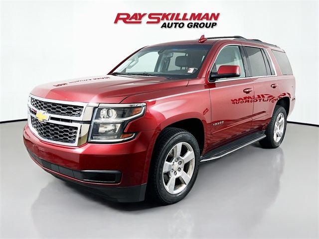 2017 Chevrolet Tahoe LS photo 3