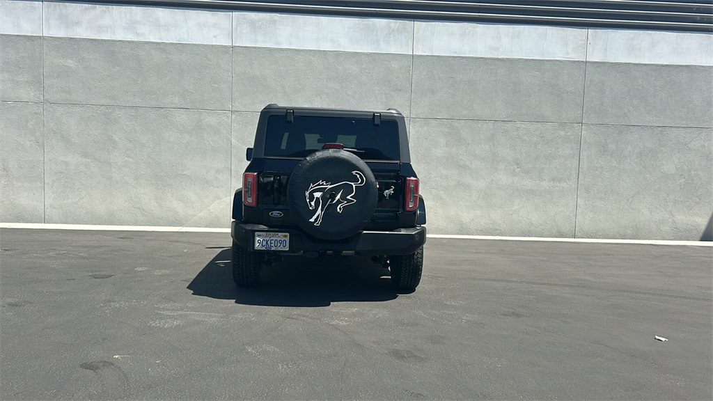 2022 Ford Bronco Outer Banks photo 3