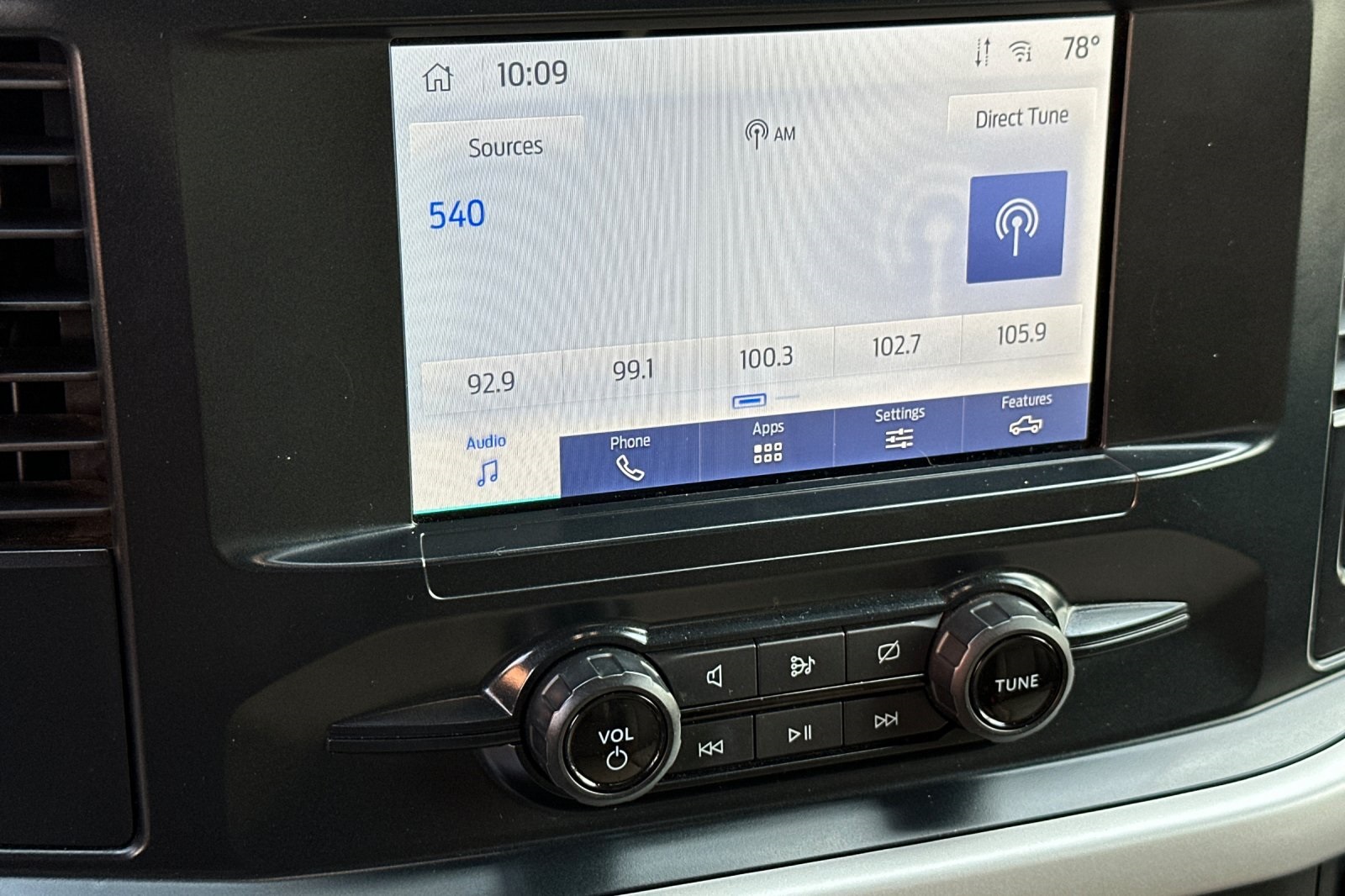 2023 Ford F-150 XLT photo 18