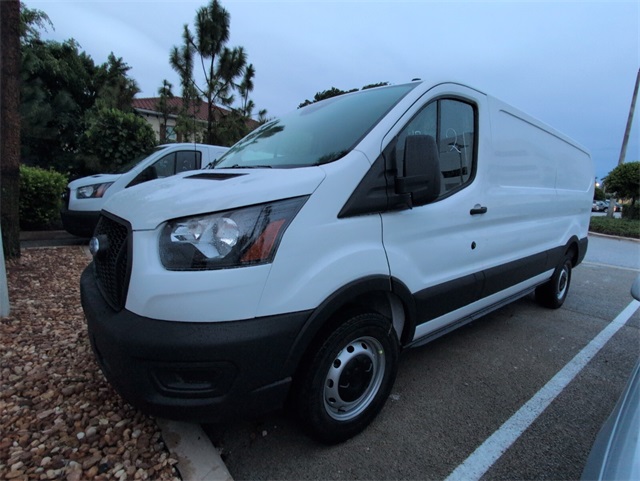 2025 Ford Transit Cargo Van photo 4