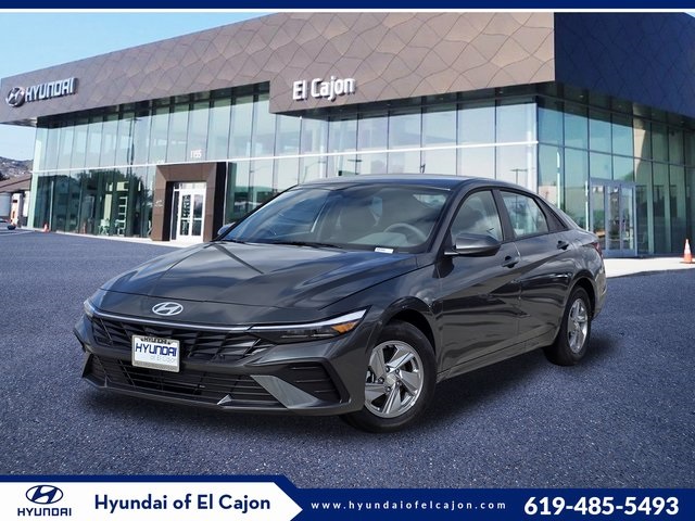 2026 Hyundai Elantra SE's photo