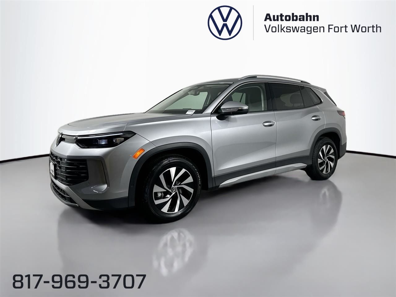 2026 Volkswagen Tiguan S's photo