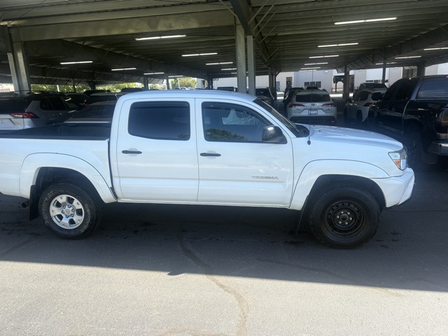 2015 Toyota Tacoma Base photo 10