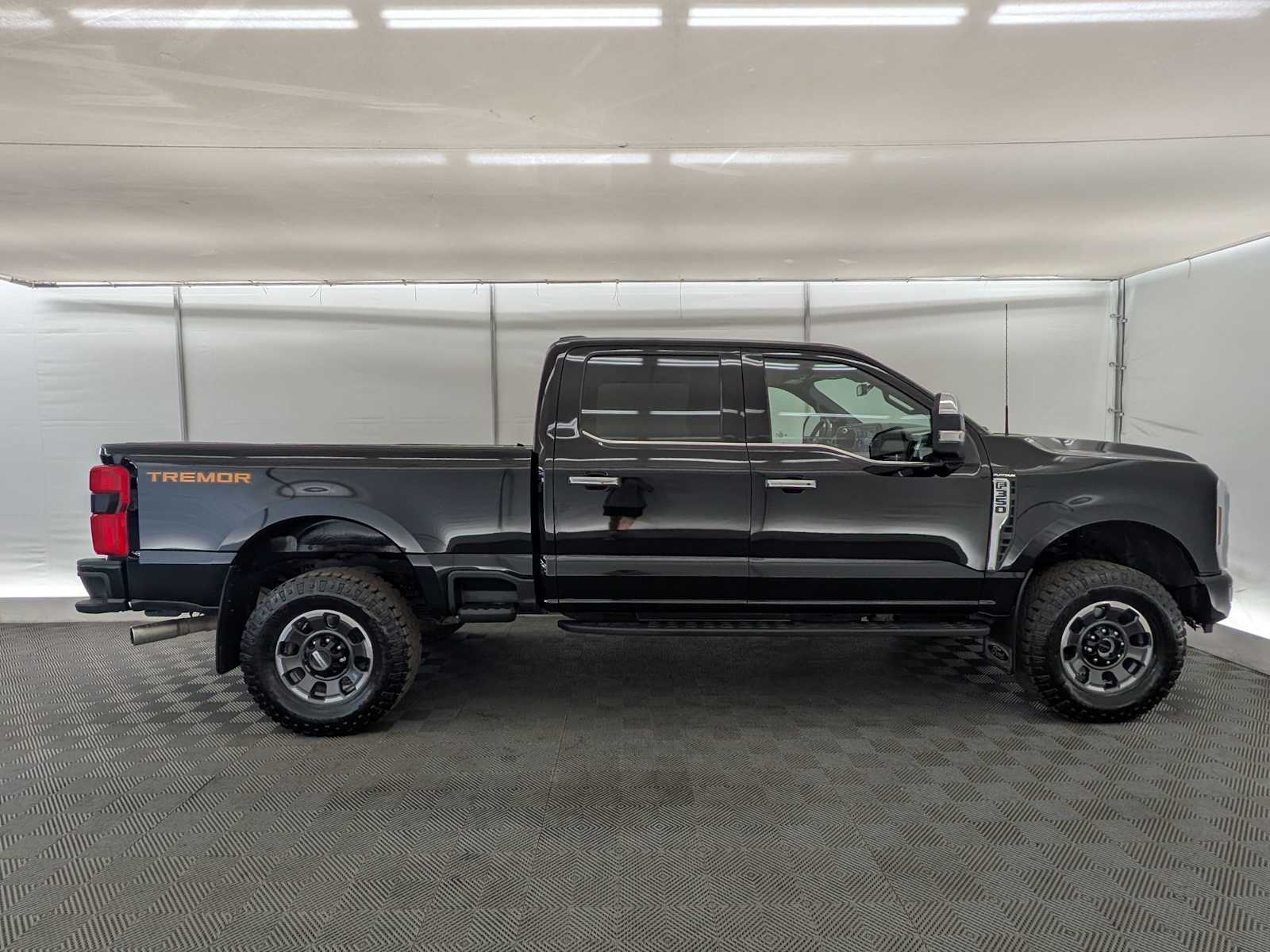 2024 Ford F-350 XL photo 4