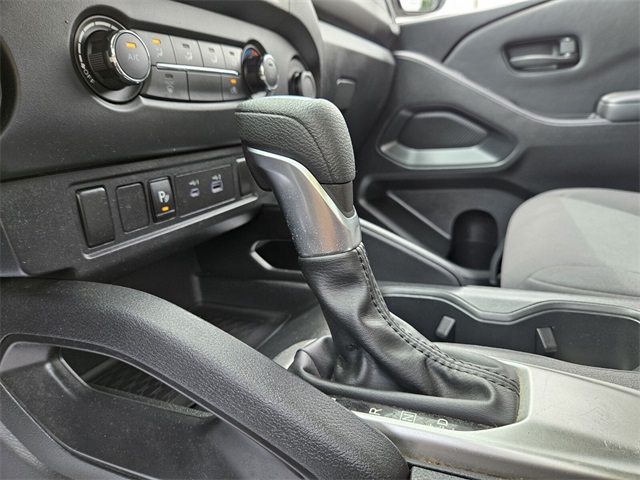 2022 Nissan Frontier S photo 23