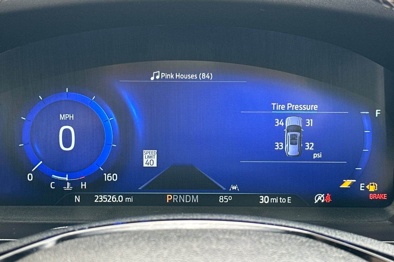 2023 Ford Explorer ST photo 29