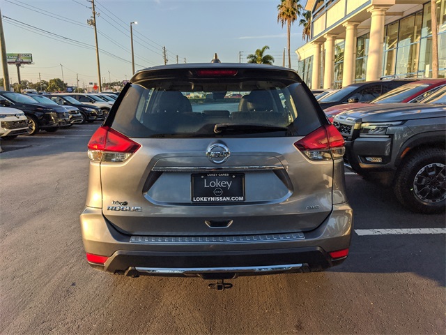 2019 Nissan Rogue S photo 5