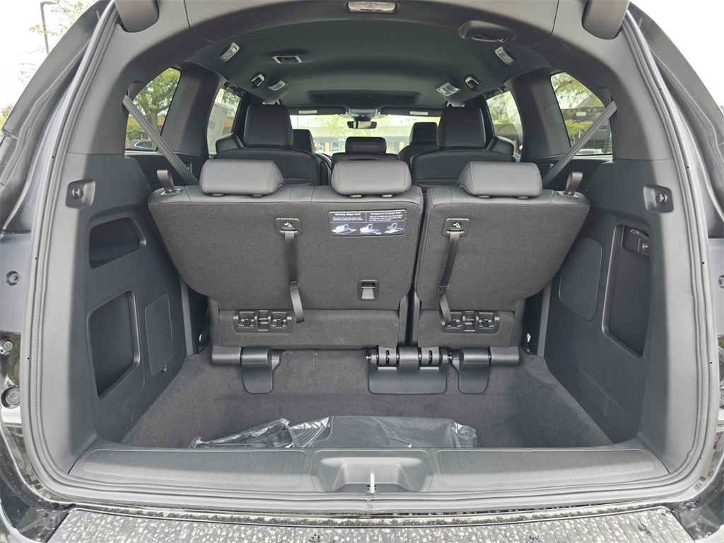 2026 Honda Odyssey photo 16