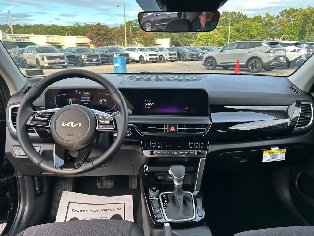 2026 Kia Seltos S photo 15