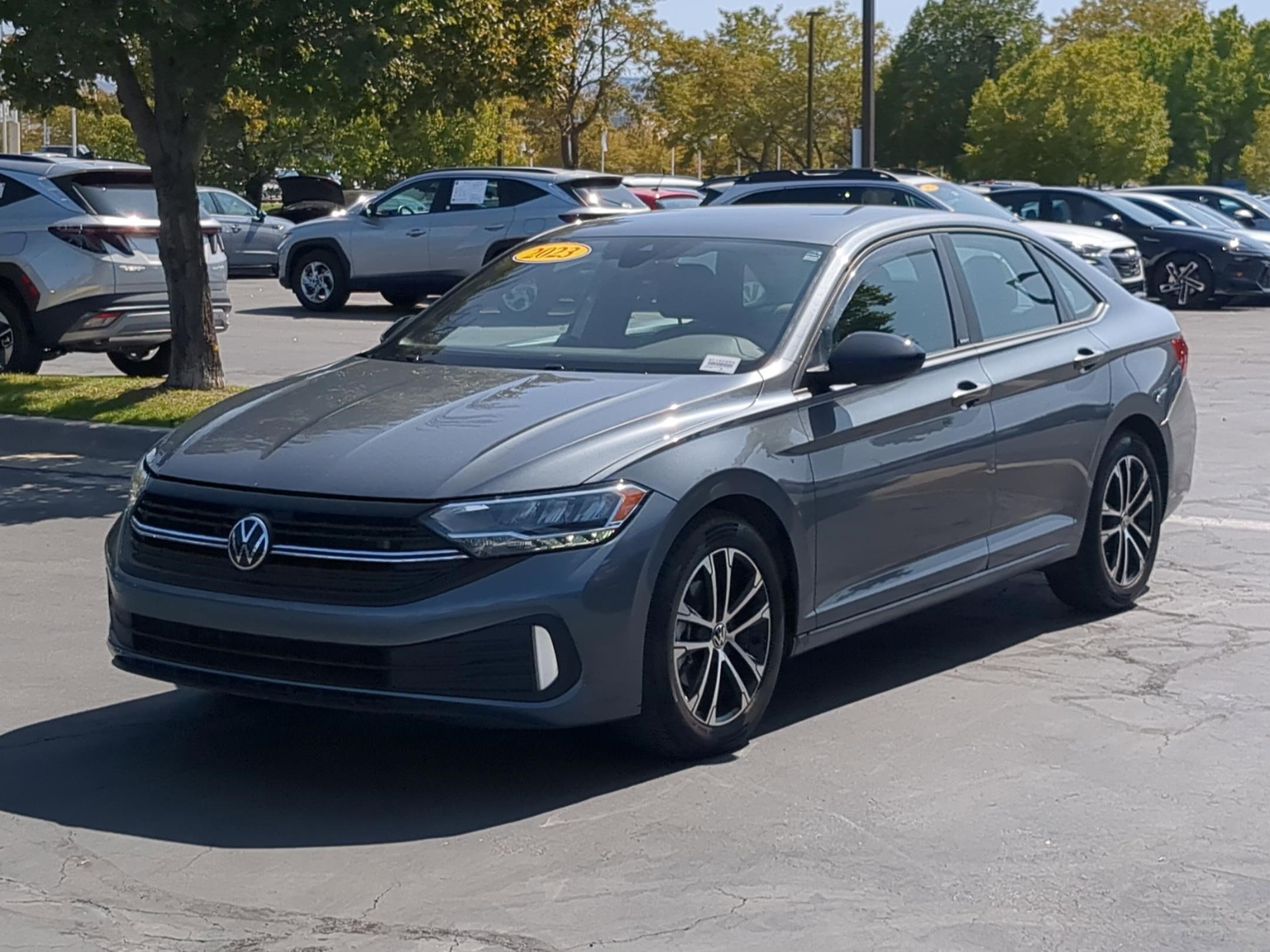 2023 Volkswagen Jetta Sport photo 7
