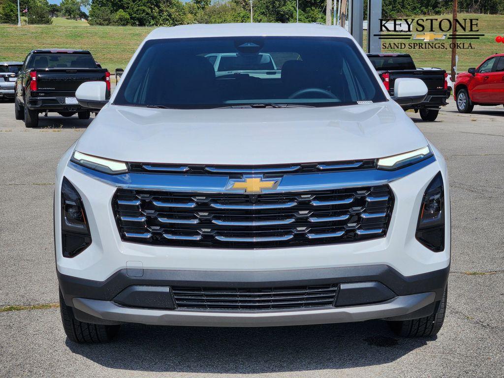 2026 Chevrolet Equinox LT photo 2